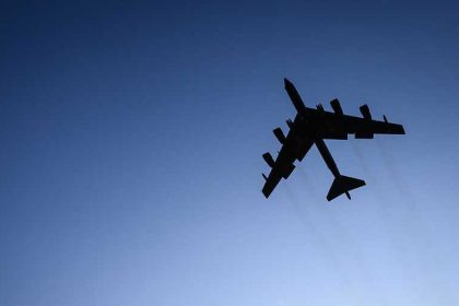 ‏سلاح الجو الأمريكي: تحطم طائرة B-52 في ولاية كاليفورنيا