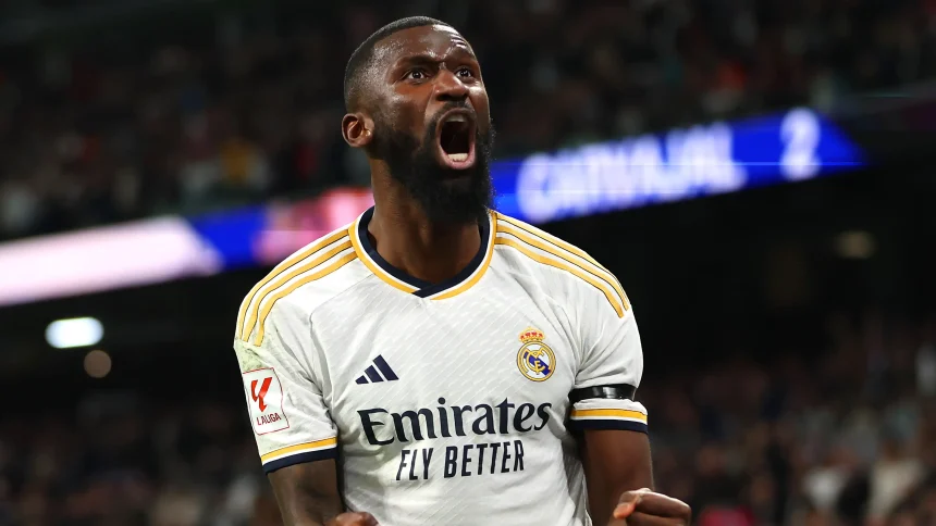 رسميا.. ريال مدريد يجدد لنجمه أنطونيو روديجر حتى 2027