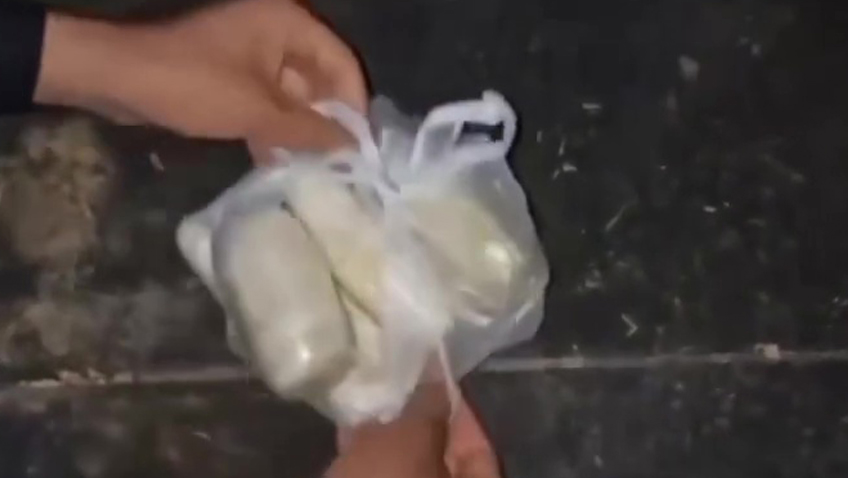 تفكيك شبكة دولية للمخدرات وضبط كيلو غرام من مادة الكرستال في ميسان