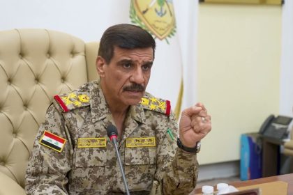 رئيس أركان الجيش يوجّه بترقية الضباط من رتبة ملازم إلى مقدم