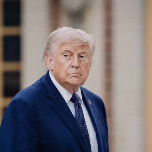 إعلام أمريكي: ترامب سعى لإنهاء الحرب مع إيران خوفا من تداعياتها على الاقتصاد وشعبيته