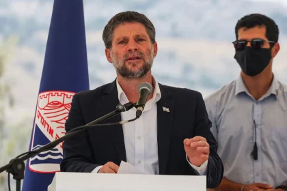 سموتريتش: إسرائيل ستبقى في لبنان لسنوات ولن تنسحب حتى لو طلبت واشنطن ذلك