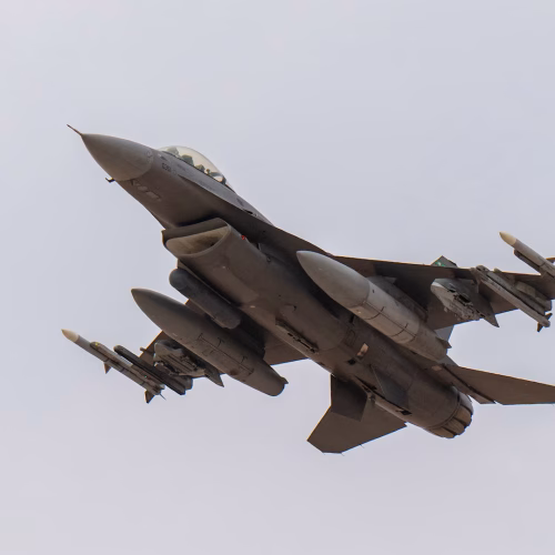 القيادة المركزية الامريكية: مقتل قيادي بارز في داعش بضربة جوية شمال غرب سوريا