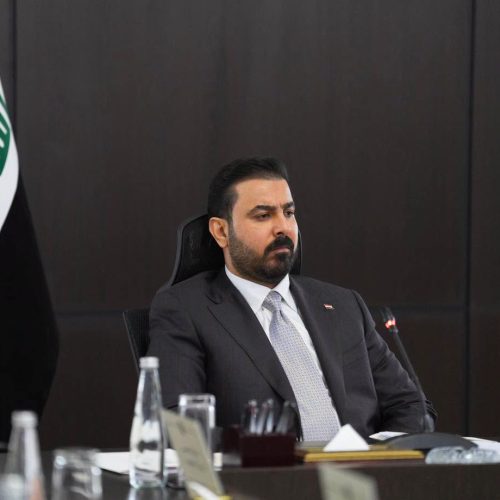 الزيدي: معظم الفصائل بدأت بتسليم سلاحها للدولة