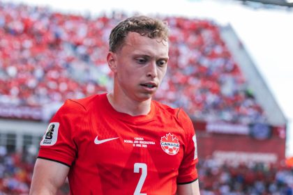 كندا أول دولة مضيفة لكأس العالم تلعب خارج حدودها