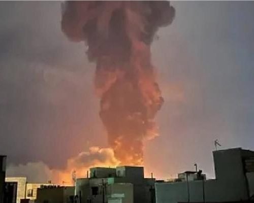 التلفزيون الإيراني: دوي انفجار في منطقة طاهرية بمدينة سيريك جنوبي البلاد دون معرفة مصدره