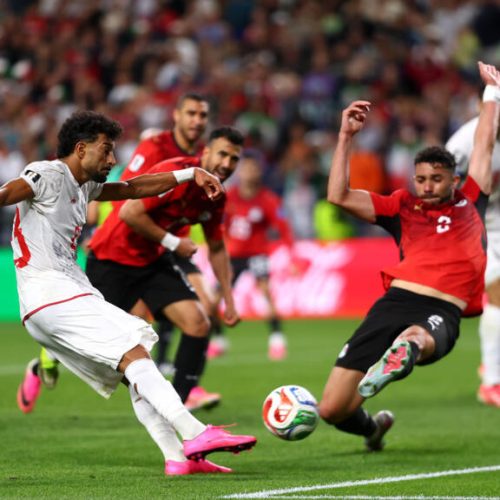 مصر تتعادل مع إيران بهدف لمثله وتحسم تأهلها للدور الثاني من المونديال