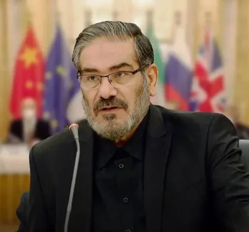 مستشار المرشد الإيراني يحذر واشنطن: سنرد بشكل ساحق على أي انتهاك