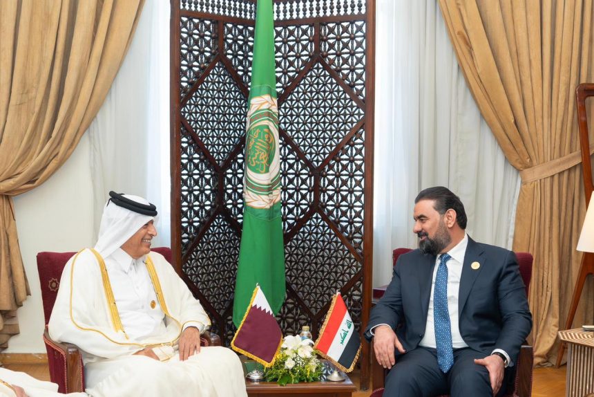 رئيس البرلمان ونظيره القطري يؤكدان أهمية دعم الجهود الرامية إلى ترسيخ الأمن والاستقرار