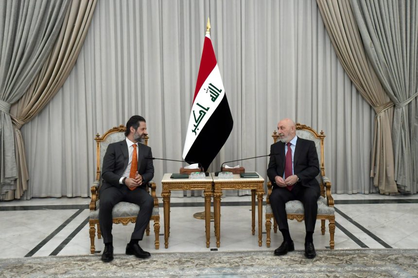 آميدي وطالباني يؤكدان أهمية مواصلة الحوار والتنسيق بين حكومتي بغداد وأربيل