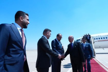 وزير الخارجية يصل دمشق في زيارة رسمية