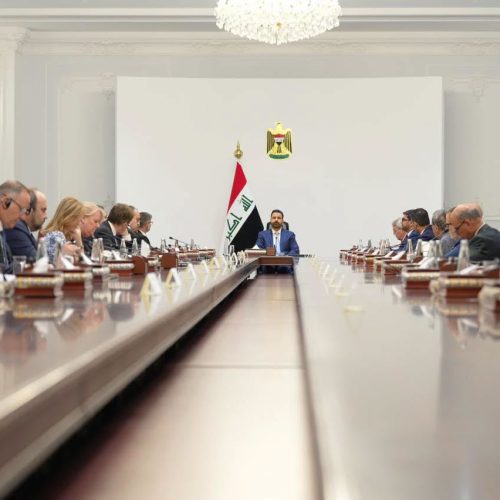 الزيدي: الحكومة ستعمل على إعادة الأموال المنهوبة في الحقب السابقة