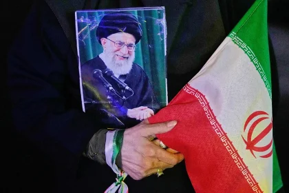 عراقجي: العراق يستعد لجنازة جماعية لـ"خامنئي" ‏على غرار إيران
