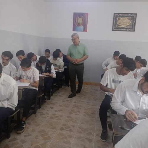 التربية تقرر شمول طلبة الثالث المتوسط والسادس الإعدادي غير المؤهلين بأداء امتحانات الدور الثاني