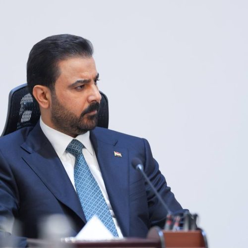 الزيدي يوعز للمنافذ الحدودية بتنظيم وتسهيل دخول الزائرين العرب والأجانب الى العراق