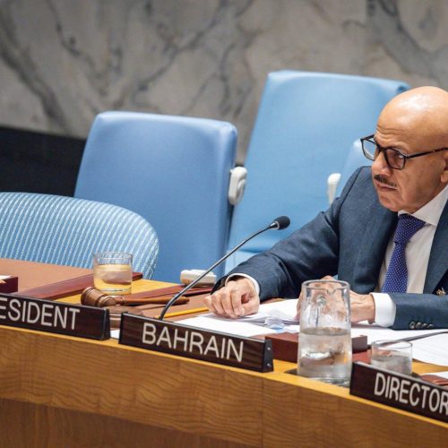 ‏وزير خارجية البحرين يدعو مجلس الأمن الدولي إلى التأكيد على إدانة الهجمات الإيرانية
