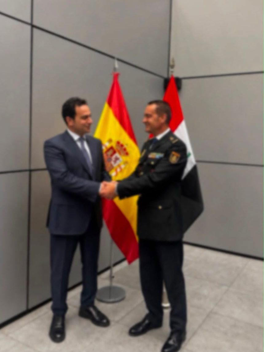 رئيس المركز الوطني للتعاون القضائي الدولي القاضي علي جفات يحصل على وسام الاستحقاق الملكي الإسباني