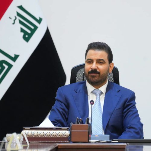 الزيدي يشكر السيد الصدر على دعم الحكومة في محاربة الفساد
