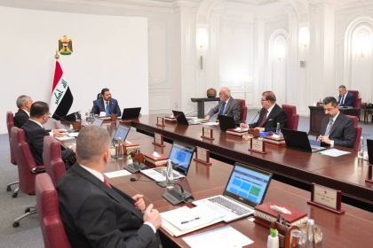 مجلس الوزراء يقرر توقيع اتفاقية مع شركة (GE) الأميركية لتطوير قطاع الكهرباء