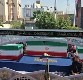 إيران تبدأ مراسم تشييع جنازة المرشد السابق علي خامنئي في طهران