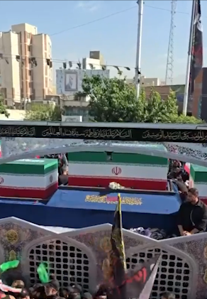 إيران تبدأ مراسم تشييع جنازة المرشد السابق علي خامنئي في طهران
