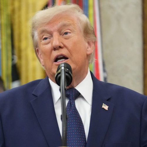 ترامب: يجب على إيران إبرام الاتفاق الصحيح معنا ولا يمكنها الحصول على سلاح نووي