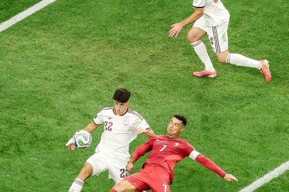 اسبانيا تقصي البرتغال وتبلغ ربع نهائي المونديال