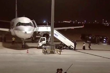 الرئيس الإيراني يصل النجف