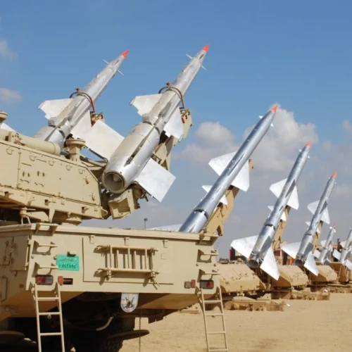 الكويت: تعاملنا مع صاروخين باليستيين و13 مسيرة فجر اليوم