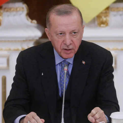 قمة الناتو تنطلق.. وأردوغان: مستعدون لإزالة ألغام هرمز