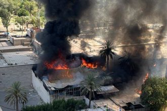 اندلاع حريق داخل نادي الحقوقيين ضمن منطقة المنصور ببغداد