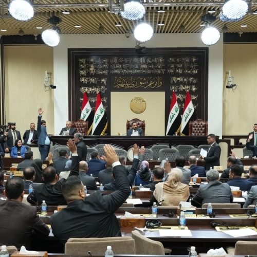 البرلمان يُصوت على إعفاء رئيس الهيئة الوطنية للاستثمار حيدر مكية واحالة ملفاته للنزاهة