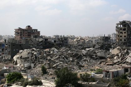 إعلام عبري: إسرائيل أبلغت مصر رسميا عن بدء المرحلة الثانية في قطاع غزة خلال أيام