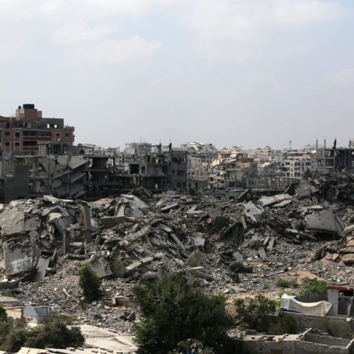 إعلام عبري: إسرائيل أبلغت مصر رسميا عن بدء المرحلة الثانية في قطاع غزة خلال أيام