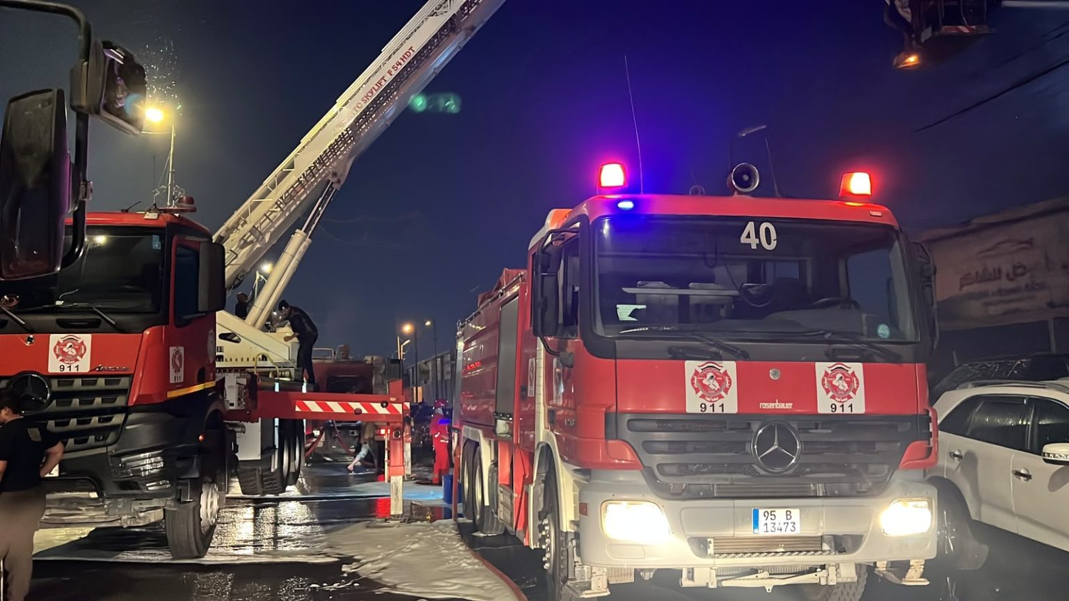 الدفاع المدني: إخماد حريق في 3 معارض للسيارات بمنطقة الحبيبة ببغداد