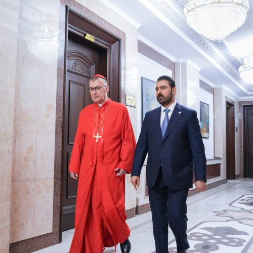 الزيدي: الحكومة جاهزة لتقديم التسهيلات لعودة العوائل المسيحية وشمولهم بمشروع المليون قطعة أرض
