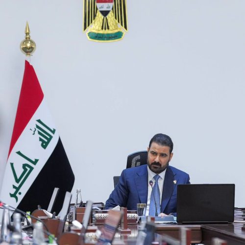 الزيدي: الحكومة ملتزمة بضمان احتكار الدولة لاستخدام القوة وخلال أقل من 60 يومًا