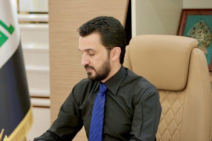 وزير الاتصالات يوجه بإطفاء الديون المستحقة على المواطنين الخاصة بخدمة الهواتف الأرضية القديمة