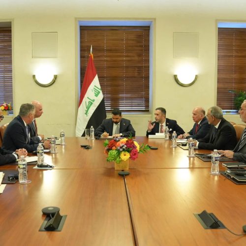 الزيدي يعلن توقيع اتفاقيات ومذكرات تفاهم مع شركات أمريكية: "أبوابنا ستبقى مفتوحة أمامها"