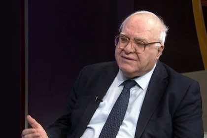 الحكومة العراقية: الاتفاقيات الـ 48 الموقعة مع واشنطن ستعزز الانفتاح الاقتصادي للبلد