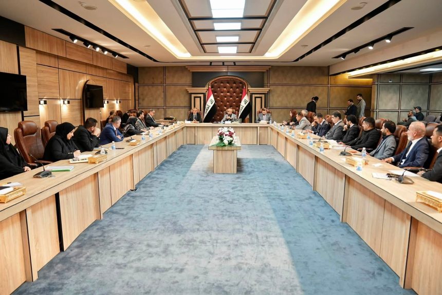 المالية النيابية تستضيف مدير المحاسبة لبحث تأخر العلاوات والترفيعات ورواتب عقود المحافظات