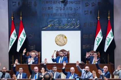 مجلس النواب يصدر أمراً بإلغاء تعيين رئيس مجلس الخدمة الاتحادي ونائبيه.. وثيقة