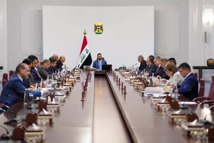 الزيدي يشدد على تشخيص وإعفاء أي وكيل أو مدير عام تظهر بشأنه شبهات فساد