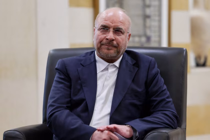 رئيس البرلمان الإيراني يرهن أمن هرمز بغياب القوات الأمريكية ويؤكد: لن يبيع أحد النفط في منطقة لا نبيع فيها نفطنا
