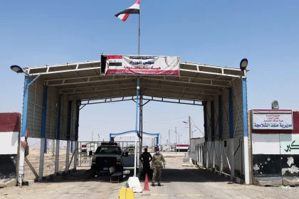 استئناف العمل بمنفذ الشلامجة بعد توقف مؤقت بسبب القصف على الجانب الإيراني