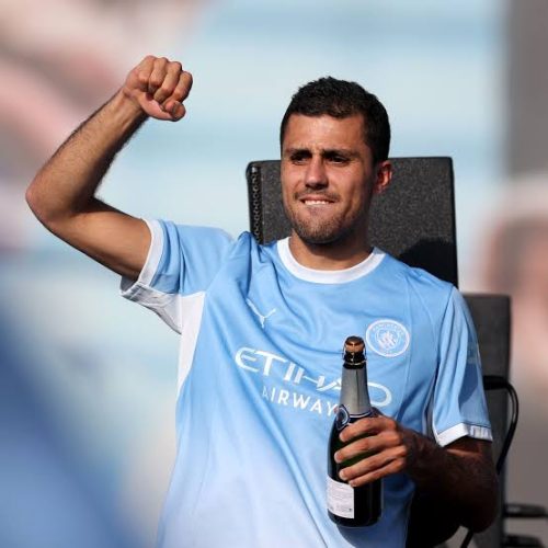 نهاية الجدل.. رودري يضع قدمًا في ريال مدريد