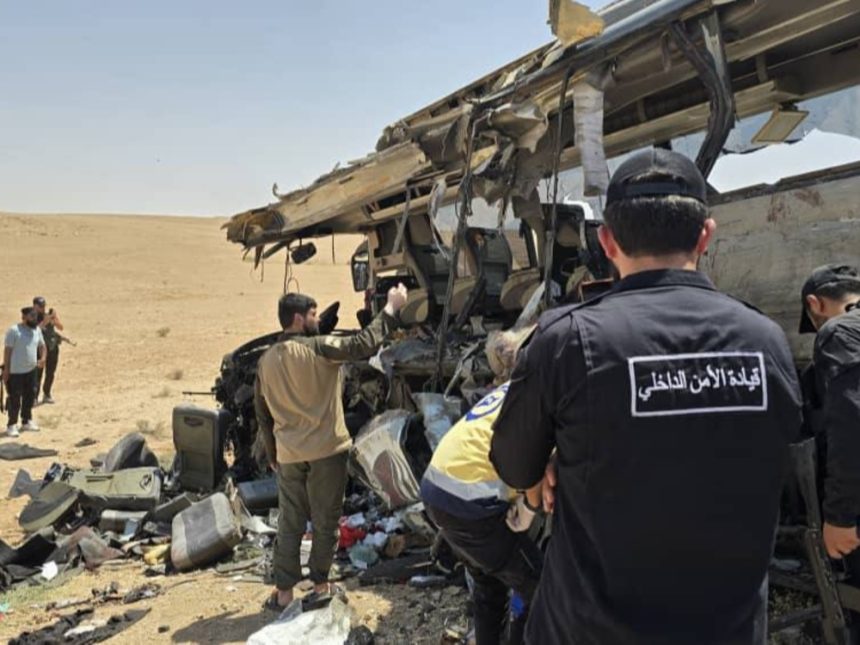 ارتفاع حصيلة ضحايا حادث التصادم في سوريا إلى 35 وفاة و30 إصابة