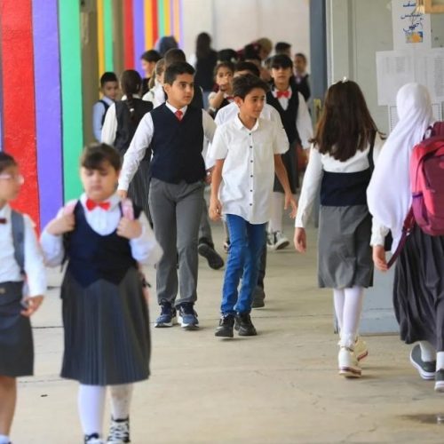 التربية: تسجيل مواليد 2020 وكانون الثاني 2021 بالصف الأول الابتدائي واعتماد نظام "المستمع" العام المقبل