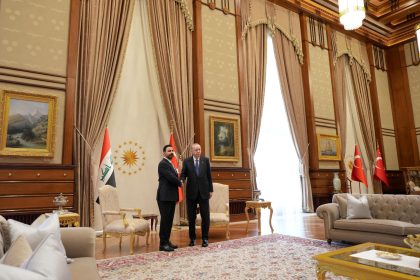 الزيدي يجري لقاءً ثنائياً مع اردوغان في المجمع الرئاسي بالعاصمة أنقرة