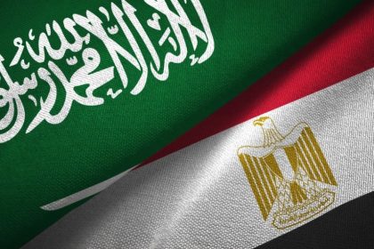مصر: نؤكد دعمنا التام لأي إجراء تتخذه السعودية والأردن للحفاظ على أمنهما وحماية منشآتهما